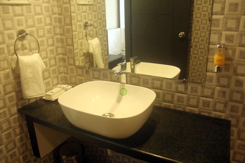 Hotel Ambalika Дігха Екстер'єр фото